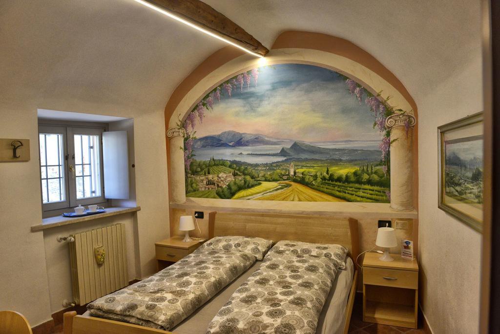 Antiche Mura Casa Vacanze Puegnago del Garda Esterno foto